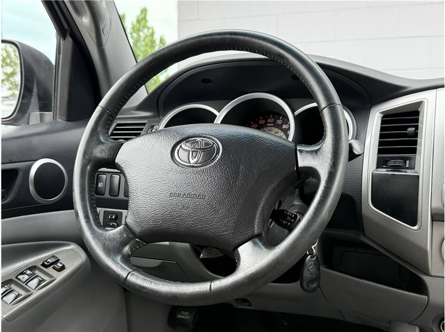 Used 2007 Toyota Tacoma PreRunner w/ SR5 Pkg #2 RWD image 12