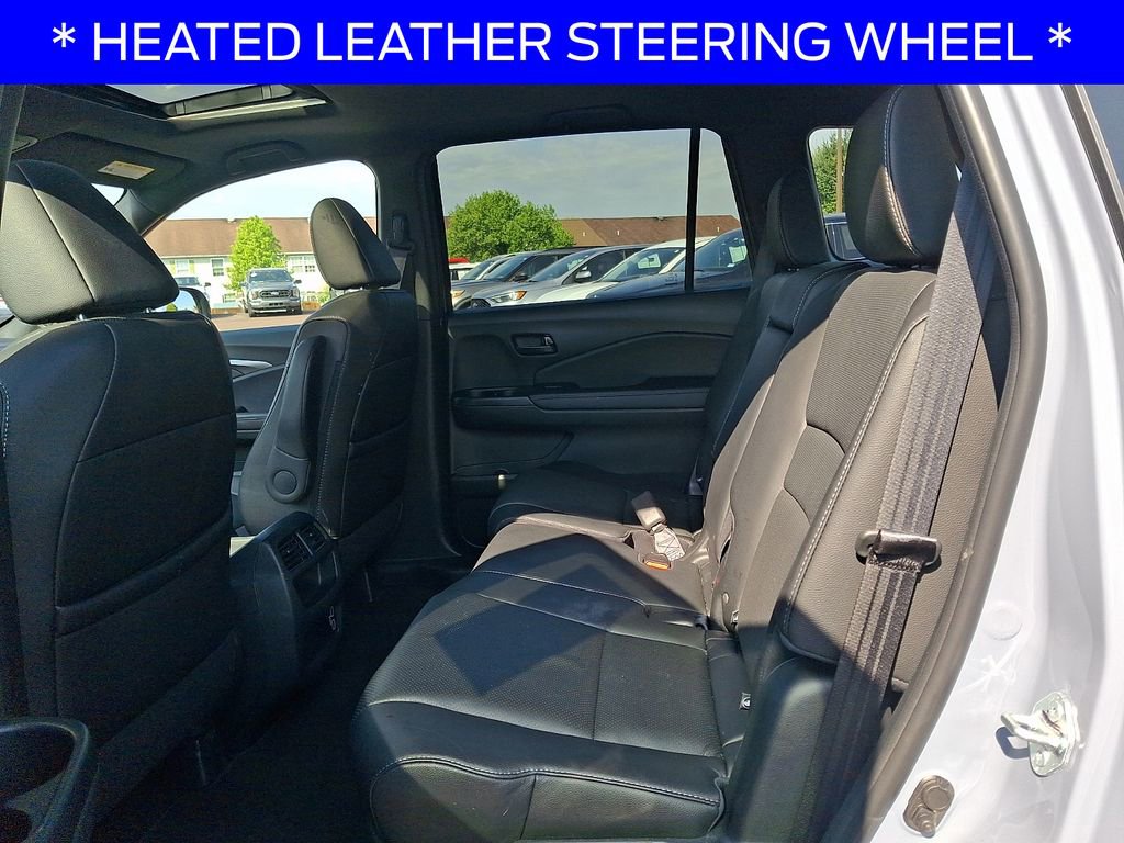 Used 2023 Honda Passport EX-L image 10