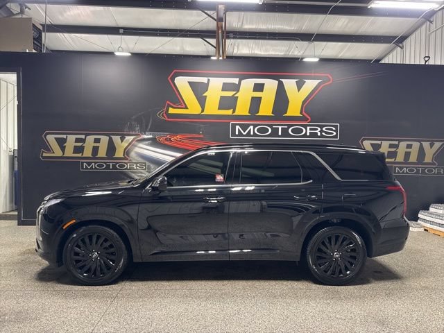 Used 2025 Hyundai Palisade Calligraphy AWD/4WD image 3