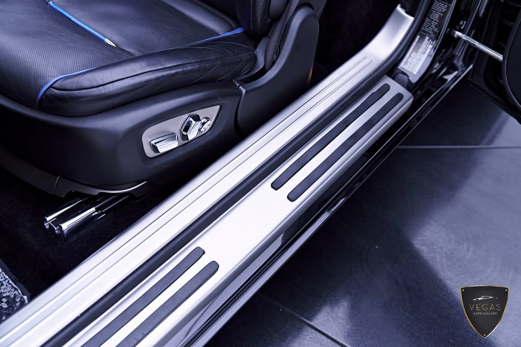 Used 2019 Rolls-Royce Dawn RWD image 47