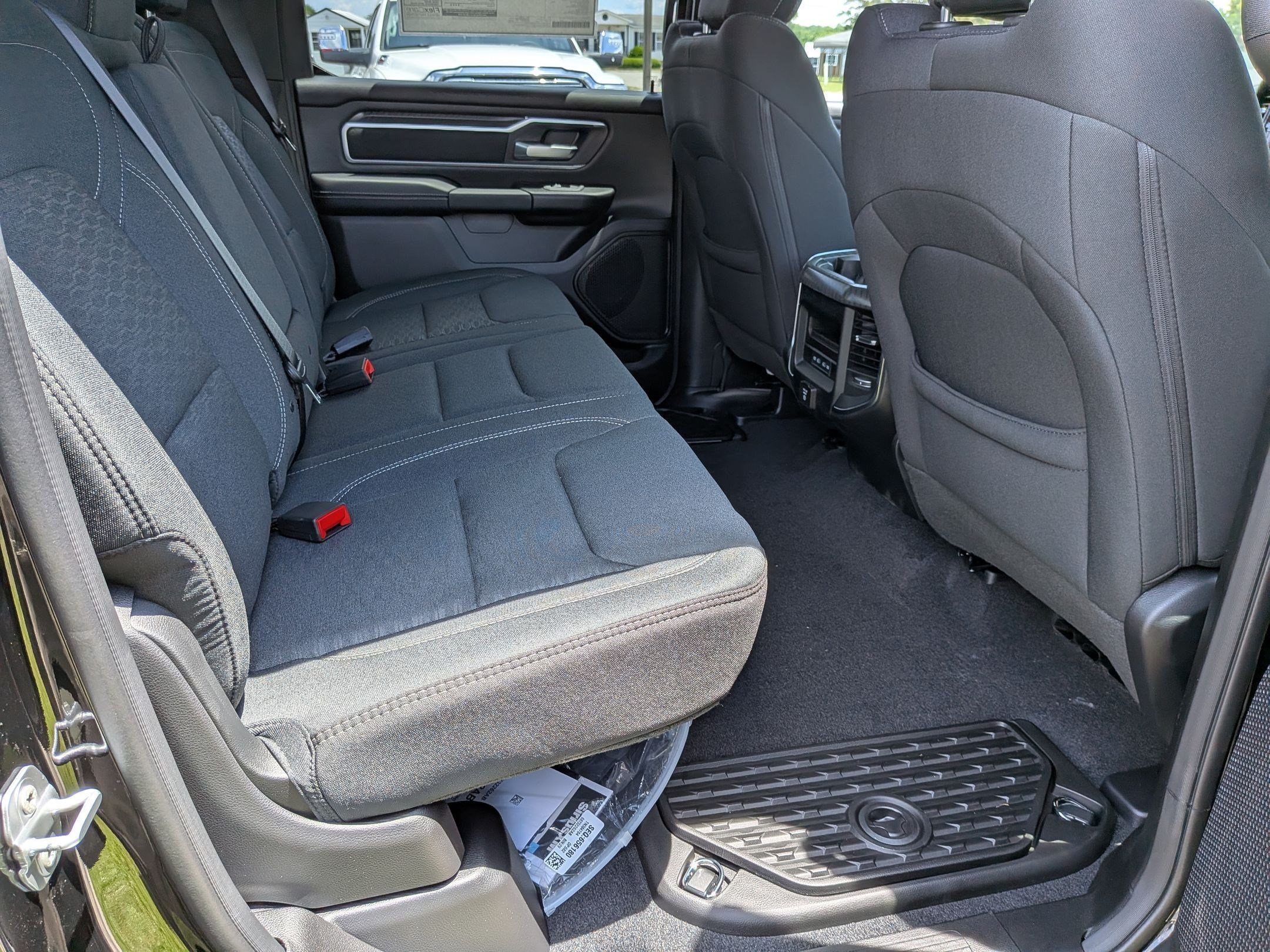 New 2026 RAM 1500 Big Horn AWD/4WD image 17