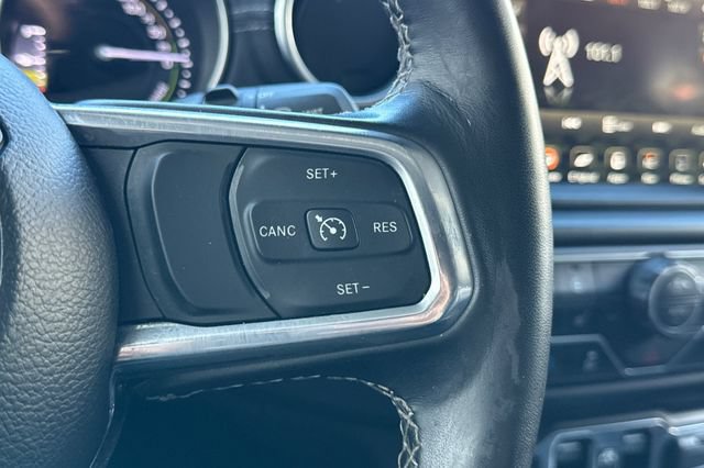 Used 2023 Jeep Wrangler Unlimited Sahara w/ Cold Weather Group AWD/4WD image 28