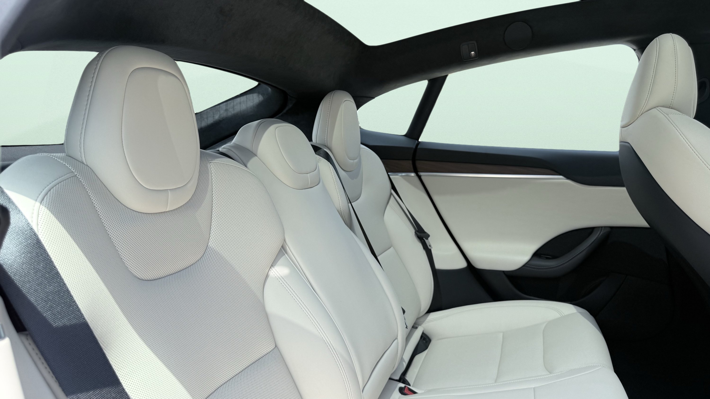Used 2023 Tesla Model S AWD/4WD image 37