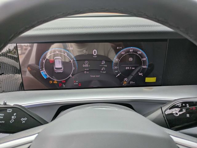 New 2026 Volkswagen Tiguan SE R-Line FWD image 29