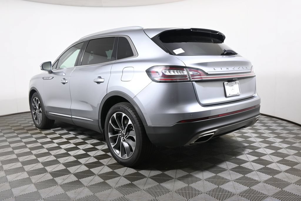 Used 2022 Lincoln Nautilus Reserve AWD/4WD image 5