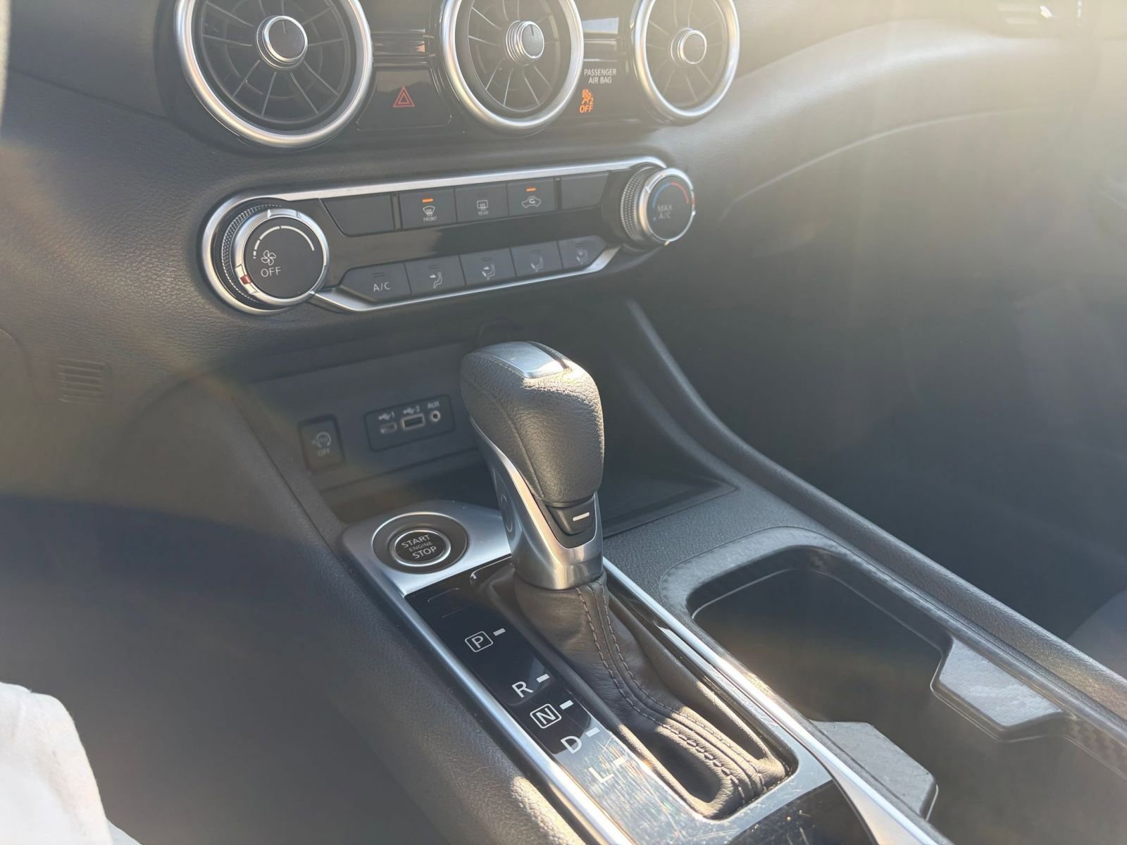 Used 2025 Nissan Sentra SV image 39