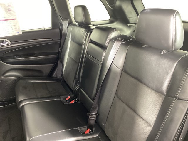 Used 2018 Jeep Grand Cherokee Laredo AWD/4WD image 31