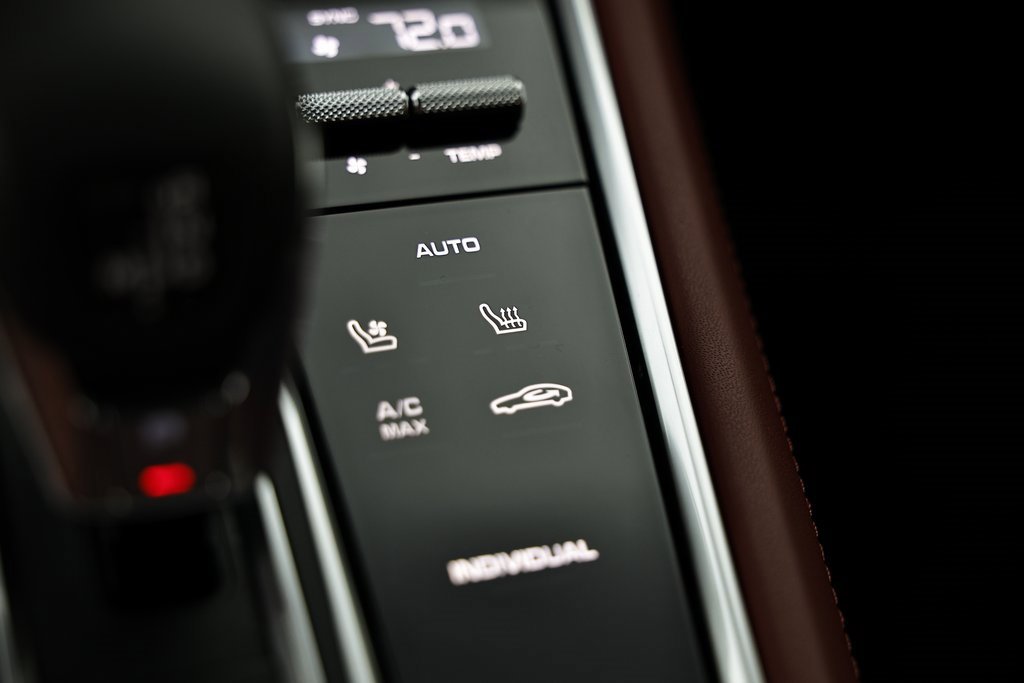 Certified 2023 Porsche Panamera 4S image 42