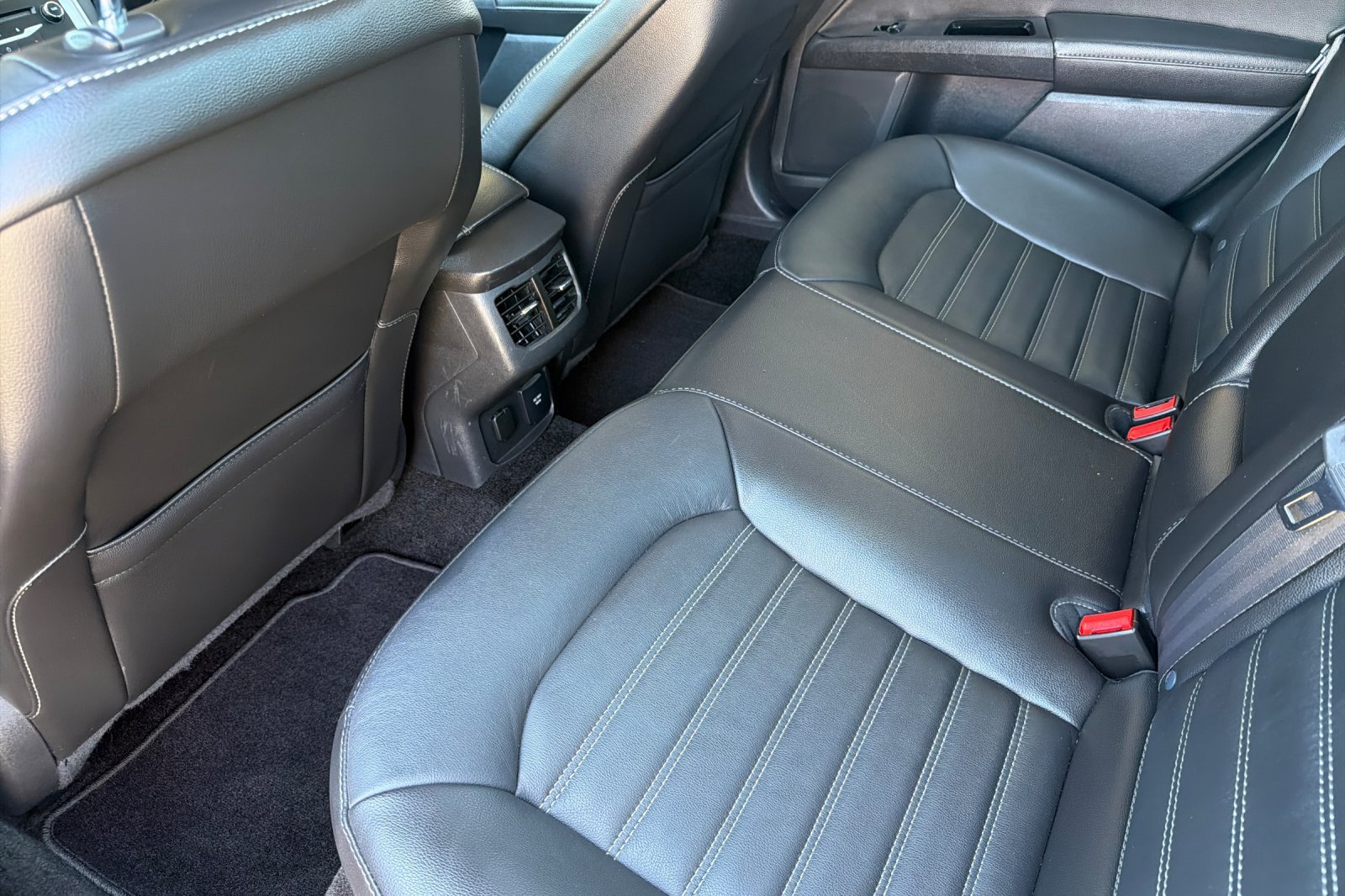 Used 2015 Ford Fusion Energi SE FWD image 13