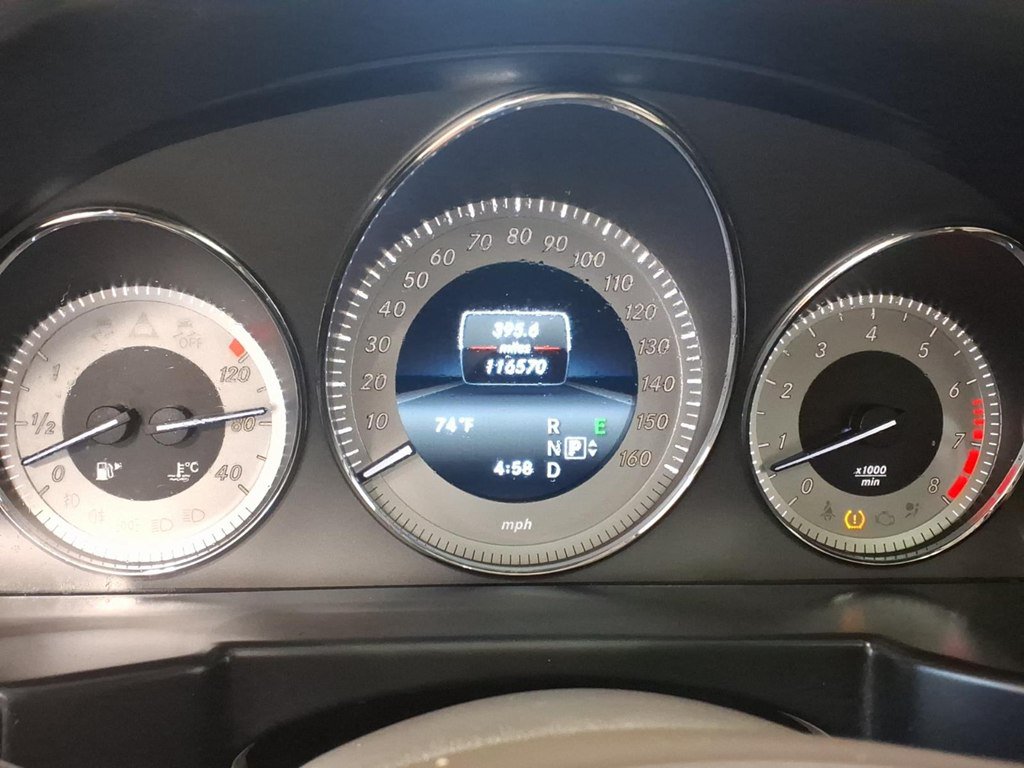 Used 2015 Mercedes-Benz GLK 350 4MATIC image 11