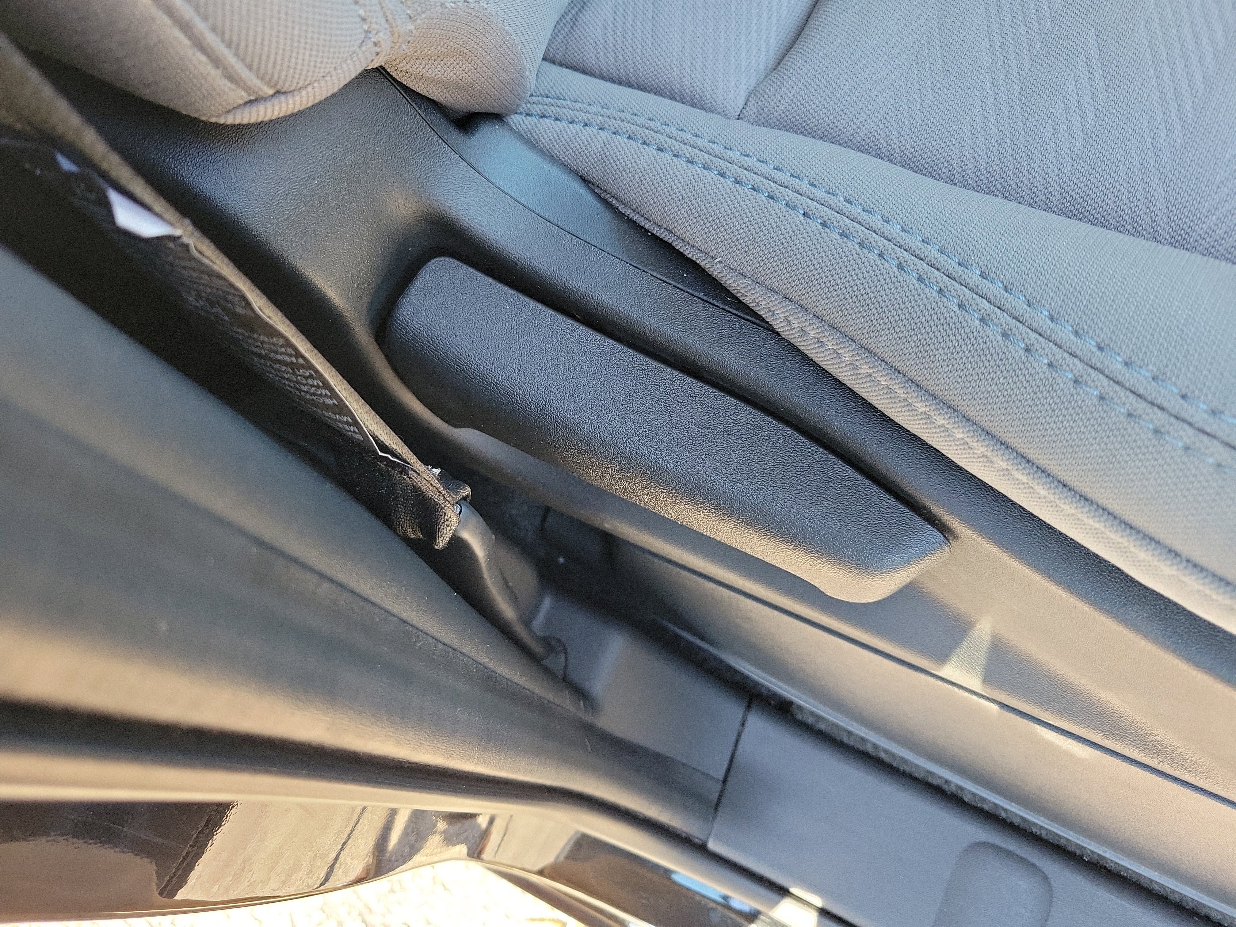 Used 2022 Nissan Frontier SV RWD image 9