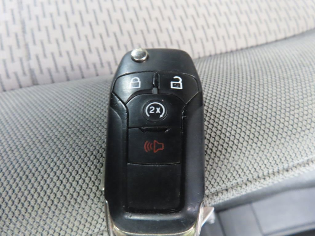 Used 2019 Ford F250 XLT w/ XLT Premium Package AWD/4WD image 55