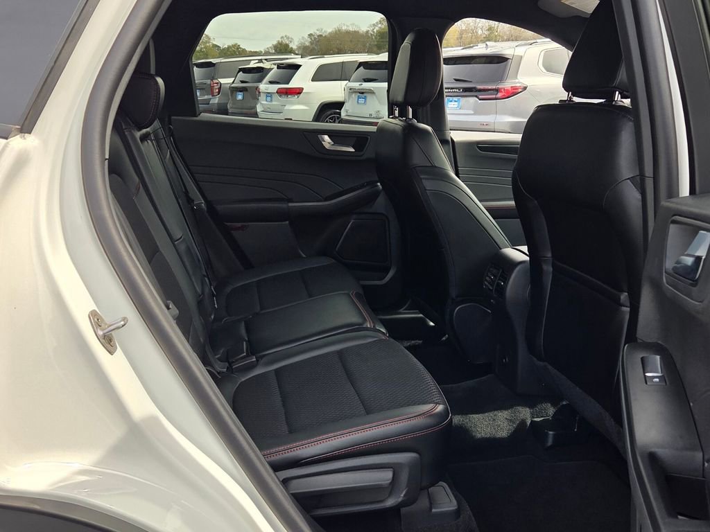 Used 2025 Ford Escape ST-Line w/ Tech Pack #1 image 15