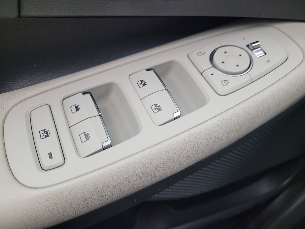 Used 2023 Hyundai Sonata SEL image 27