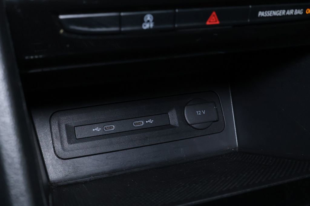 Used 2021 Volkswagen Atlas SEL R-Line image 35