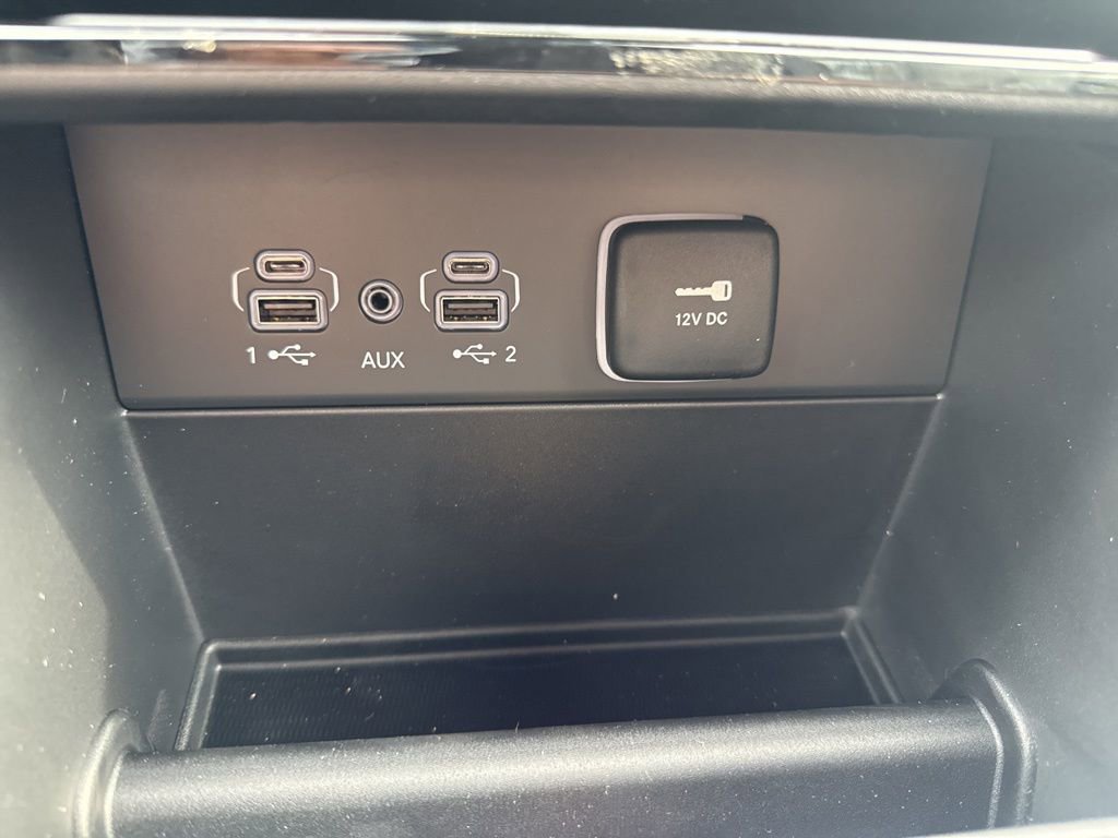 New 2026 Jeep Grand Cherokee Limited w/ Limited Altitude Package AWD/4WD image 29