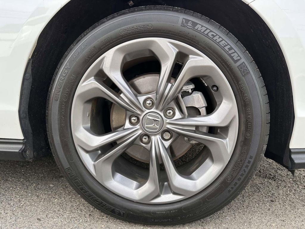 Used 2024 Honda Accord EX image 6