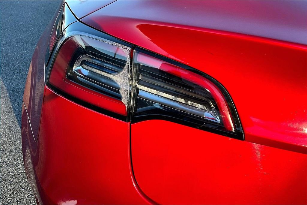 Used 2018 Tesla Model 3 Long Range image 29