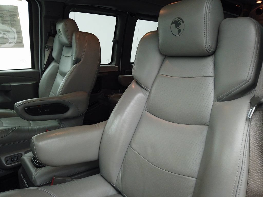 Used 2020 GMC Savana 2500 Extended w/ Enhanced Convenience Package RWD image 20
