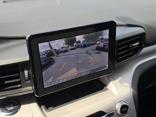 Certified 2024 Ford Explorer XLT RWD image 23