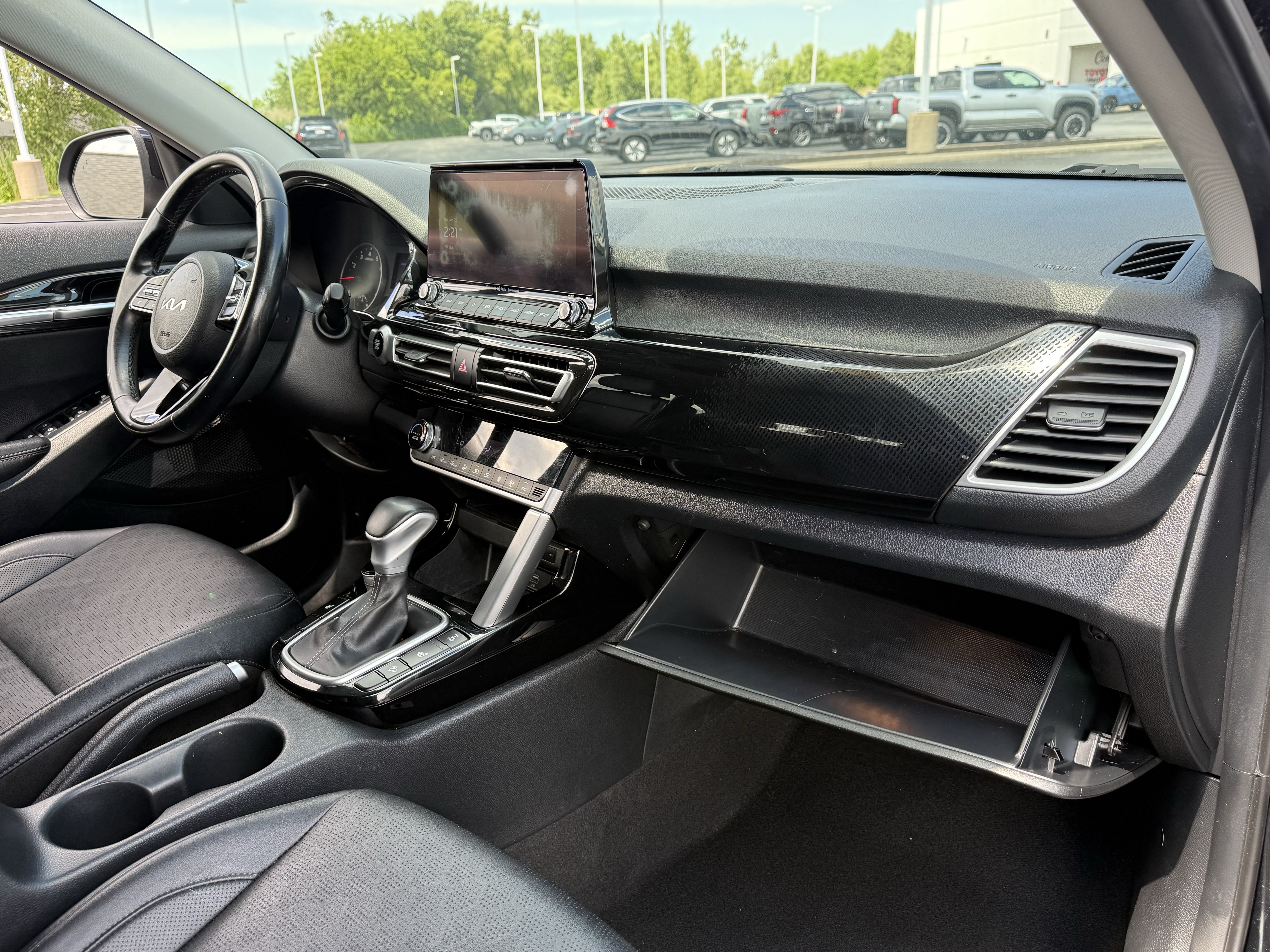 Used 2023 Kia Seltos EX AWD/4WD image 18