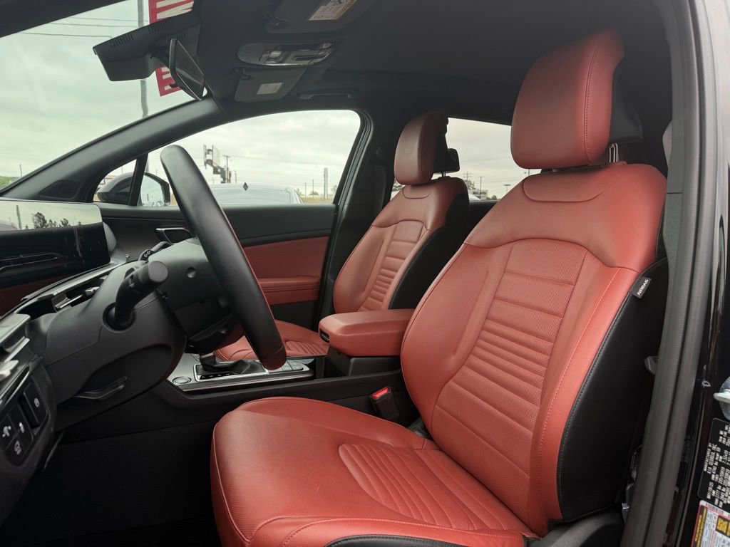 Used 2026 Kia Sportage SX image 10