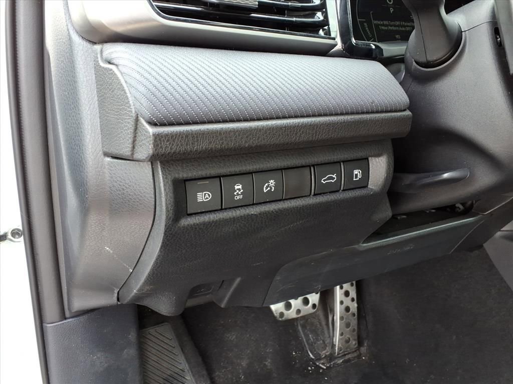 Certified 2025 Toyota Camry SE image 18