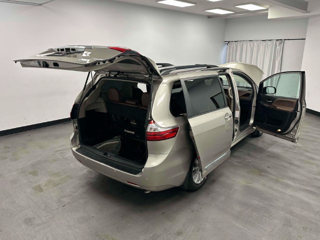 Used 2017 Toyota Sienna Limited Premium w/ Protection Package AWD/4WD image 14
