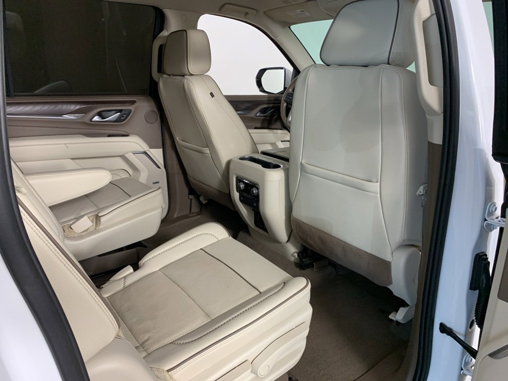 Used 2022 GMC Yukon XL Denali image 22