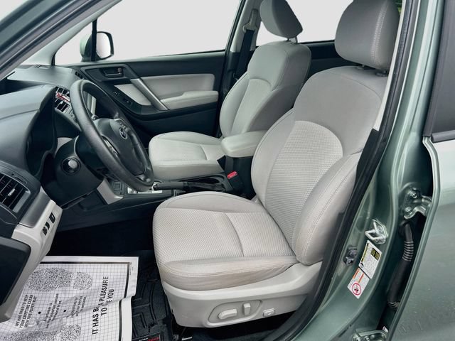 Used 2015 Subaru Forester 2.5i Premium w/ All-Weather Package AWD/4WD image 27