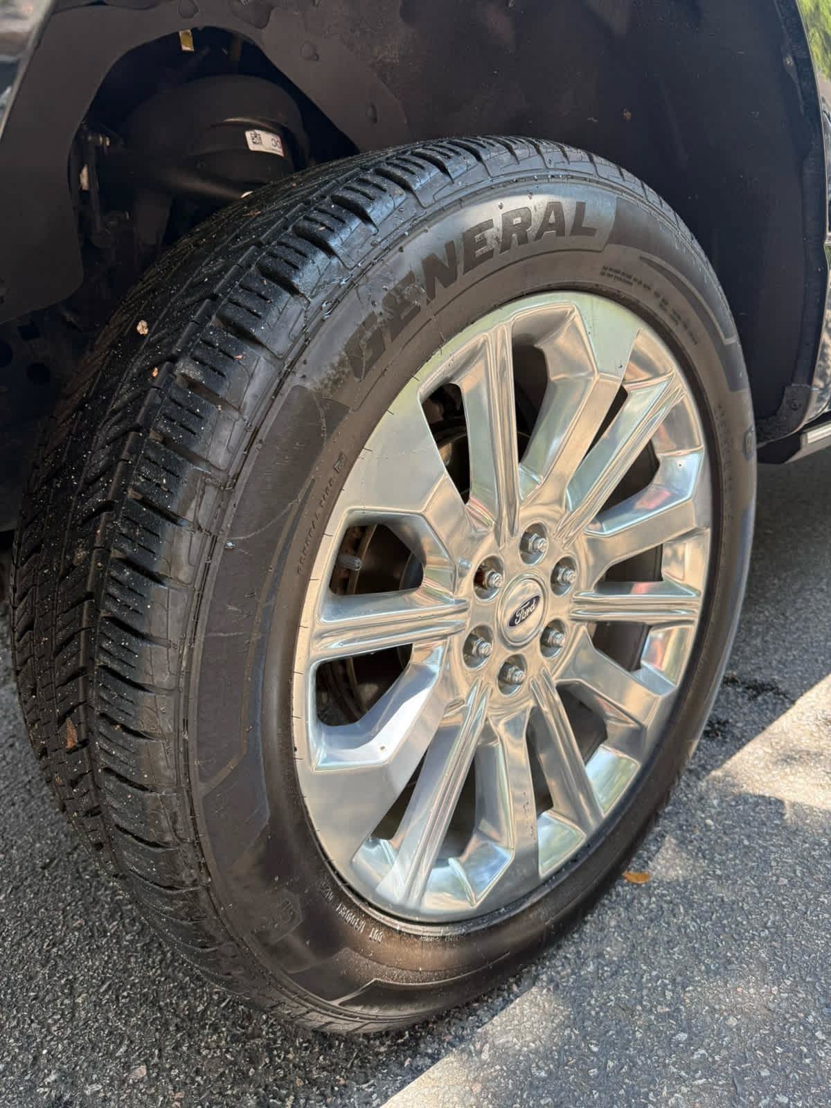 Used 2022 Ford F150 Limited AWD/4WD image 9