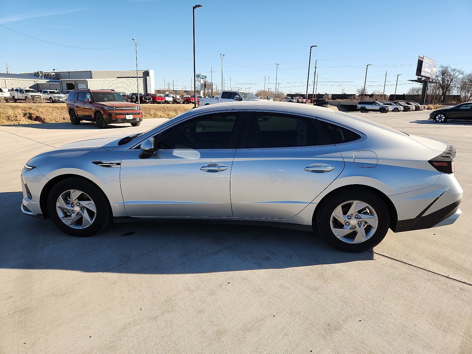 New 2025 Hyundai Sonata SE image 2