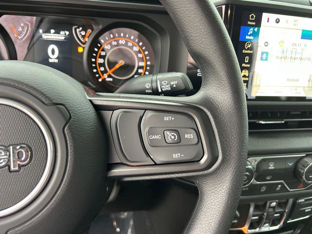 New 2026 Jeep Gladiator Sport AWD/4WD image 15