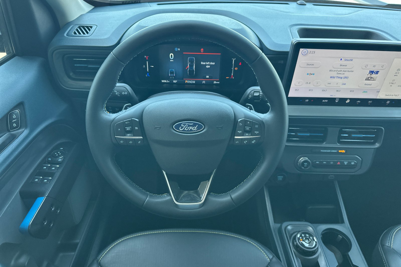 Used 2025 Ford Maverick Lobo AWD/4WD image 14