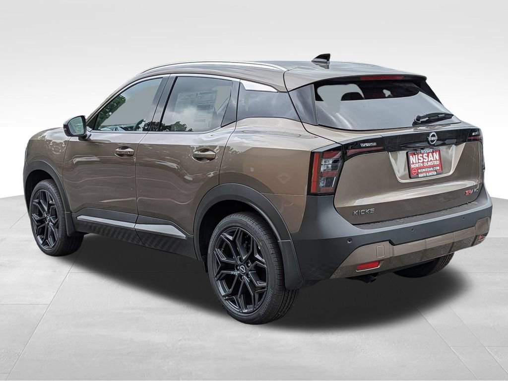 New 2026 Nissan Kicks SR w/ SR Premium Package AWD/4WD image 11