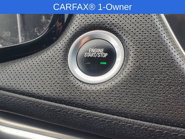 Certified 2024 Cadillac XT5 Luxury w/ LPO, Floor Liner Package AWD/4WD image 15