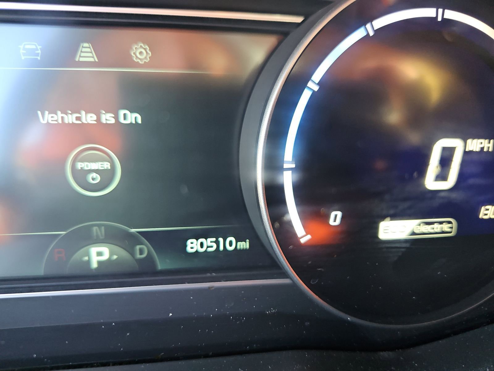 Used 2022 Kia Niro EX w/ Cold Weather Package image 2