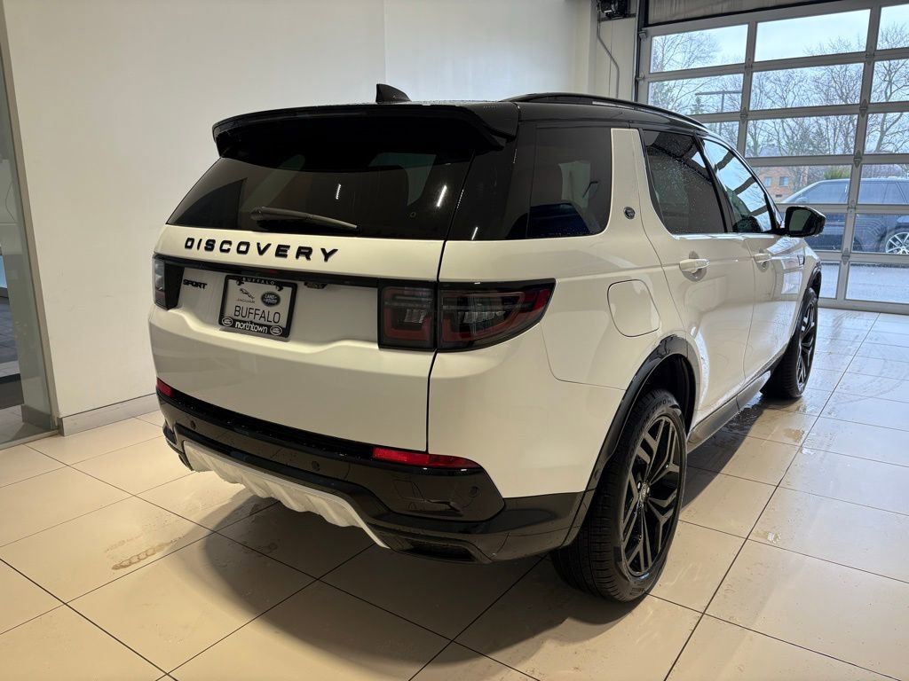 New 2026 Land Rover Discovery Sport Landmark image 5