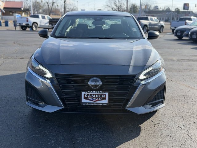 Used 2025 Nissan Altima 2.5 SV image 4
