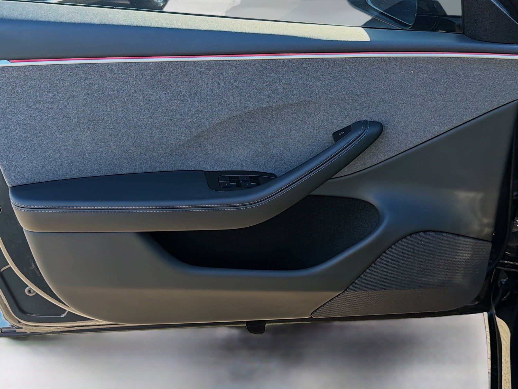 Used 2025 Tesla Model 3 Long Range RWD image 21