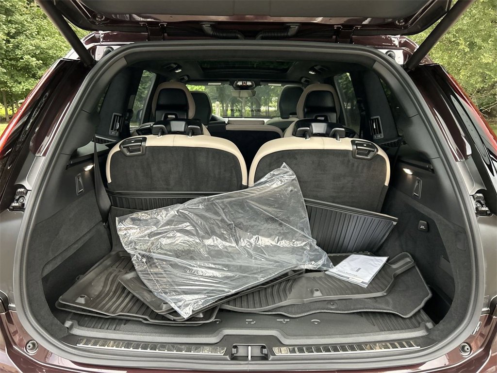 New 2026 Volvo XC90 T8 Ultra image 28