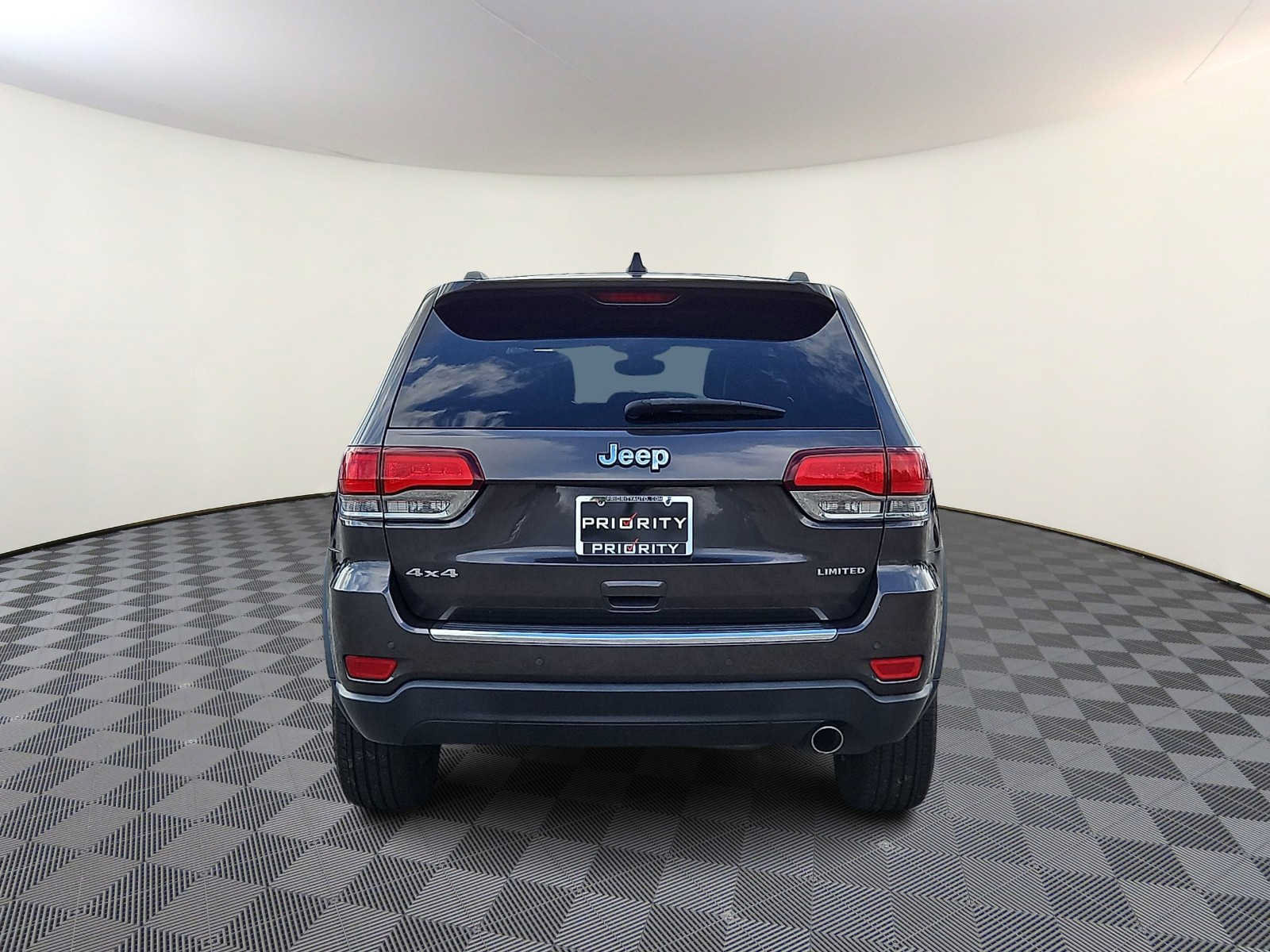 Used 2020 Jeep Grand Cherokee Limited AWD/4WD image 5