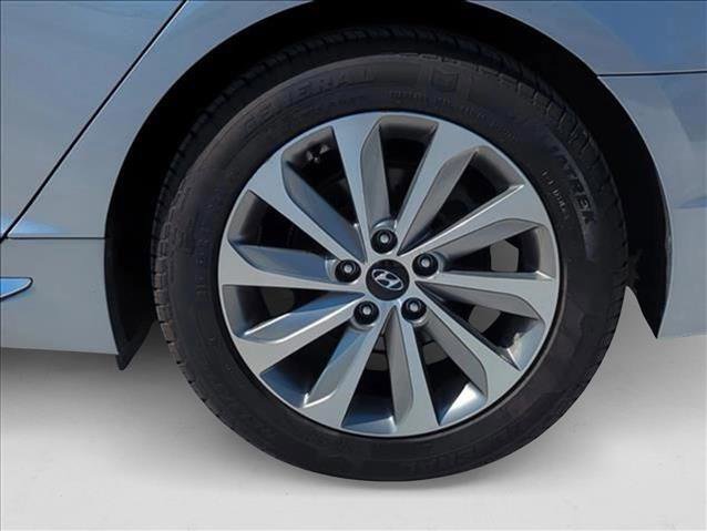 Used 2016 Hyundai Sonata Sport w/ Option Group 02 image 9