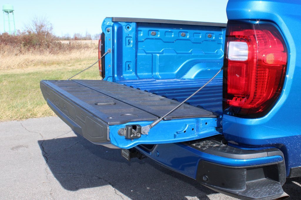 Used 2023 GMC Canyon AT4 image 36