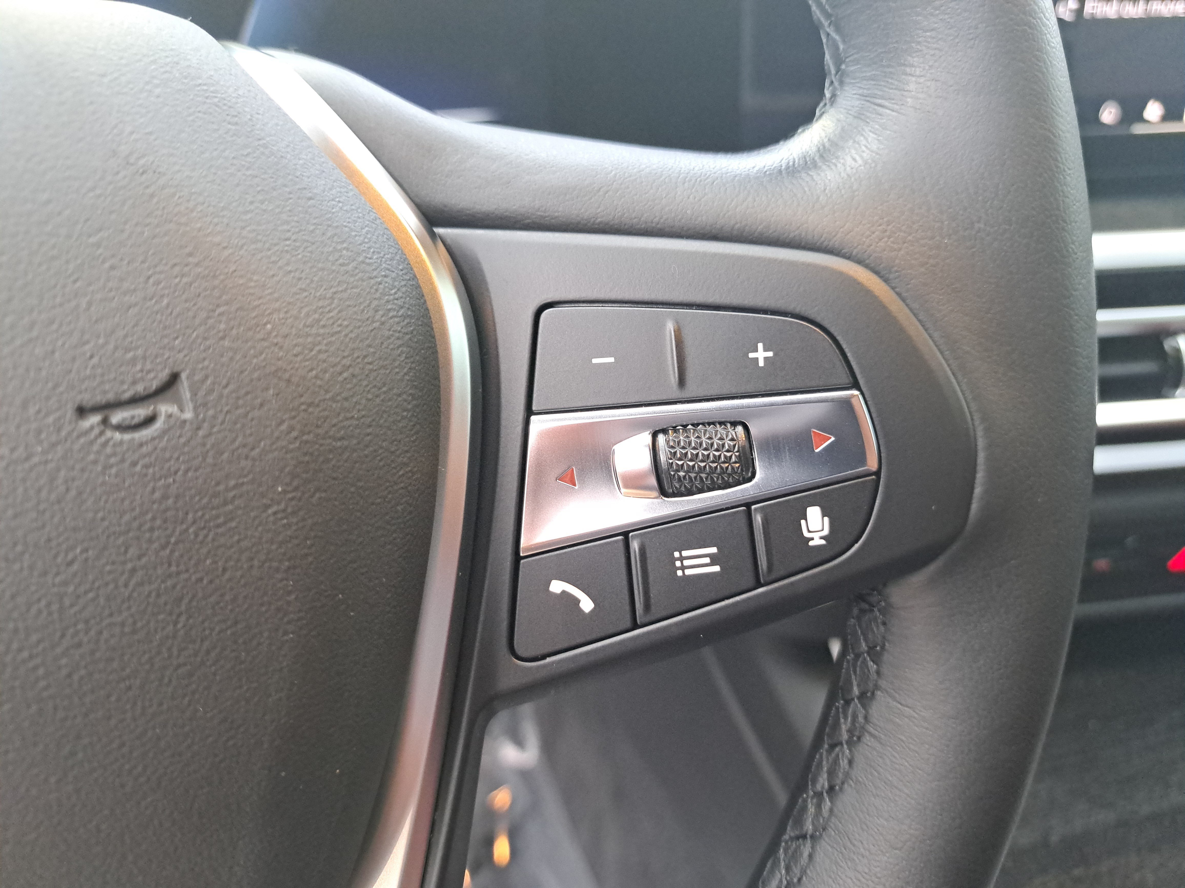 Used 2024 BMW i4 eDrive35 w/ Premium Package RWD image 18