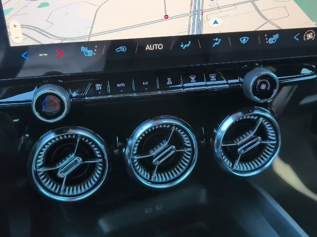 New 2026 Chevrolet Blazer EV LT AWD/4WD image 25