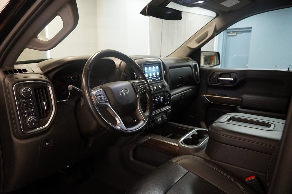 Used 2022 Chevrolet Silverado 1500 LT Trail Boss w/ Convenience Package II image 6