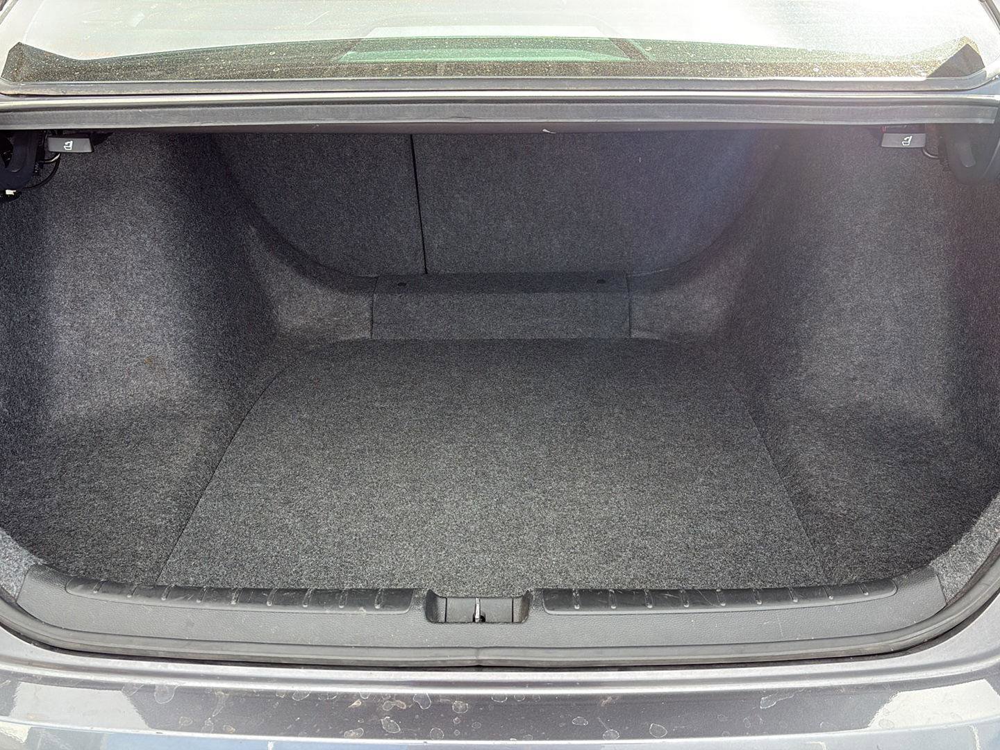 Used 2019 Honda Accord EX-L image 7