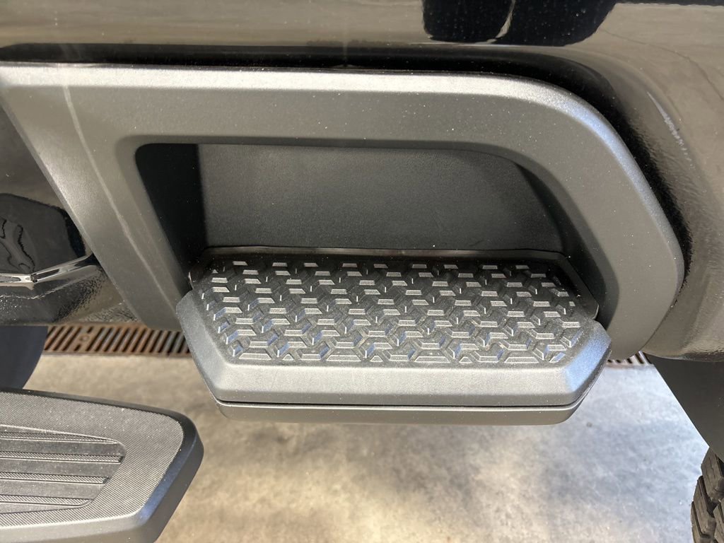 Used 2024 GMC Sierra 2500 Denali w/ Denali Reserve Package image 23