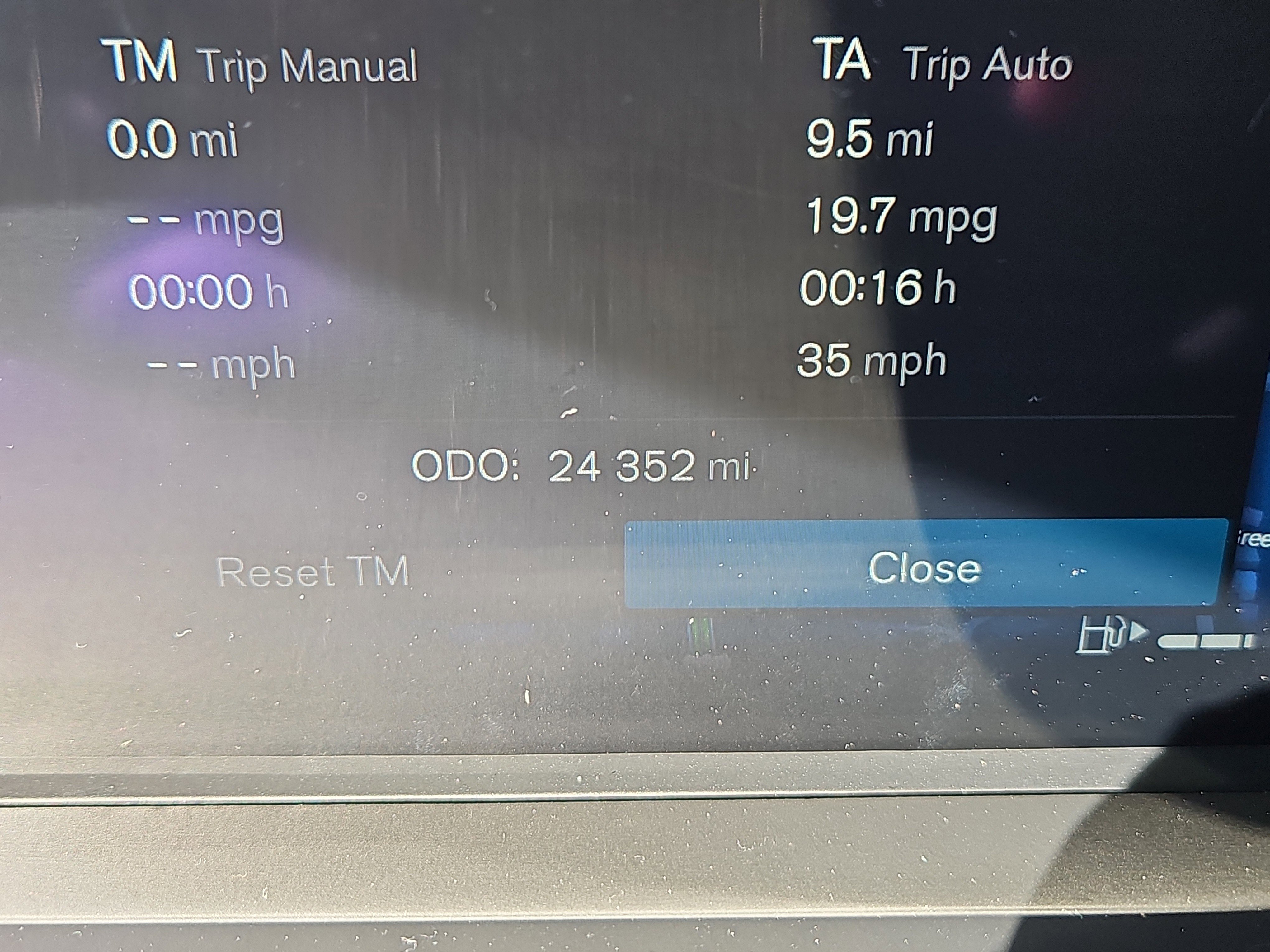 Used 2023 Volvo XC90 B6 Plus w/ Protection Package Premier image 6